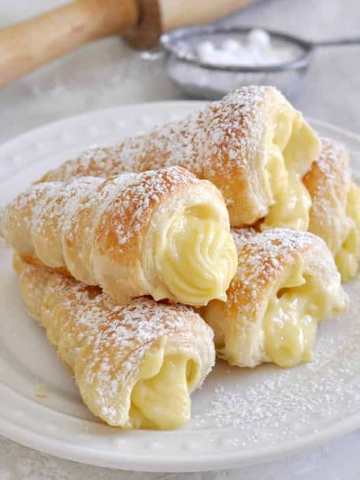 Cannoncini con crema italiana
