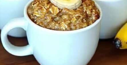 Dessert con banana e avena