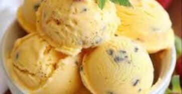 Gelato alla crema uvetta