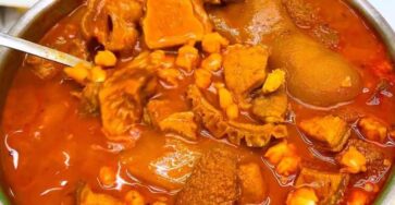 Menudo rosso con carne