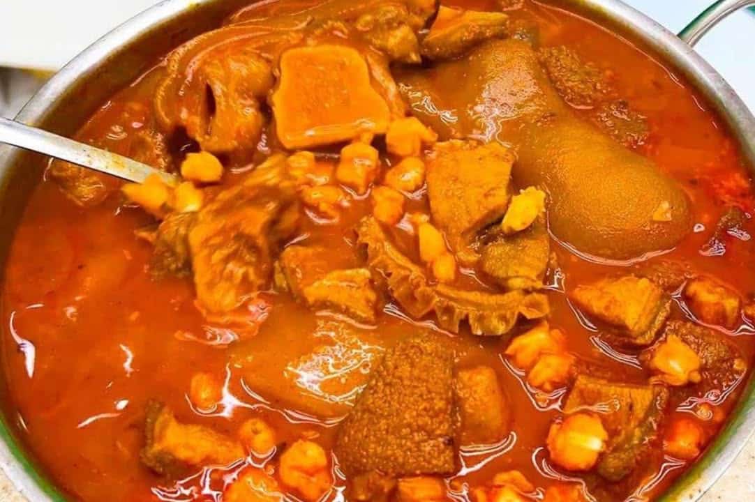 Menudo rosso con carne