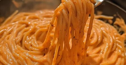 Spaghetti salsa pomodoro paprika