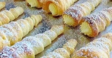 Cannoncini ripieni di crema
