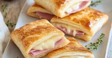 Sfogliatine prosciutto e formaggio
