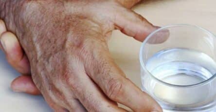 errori bere acqua